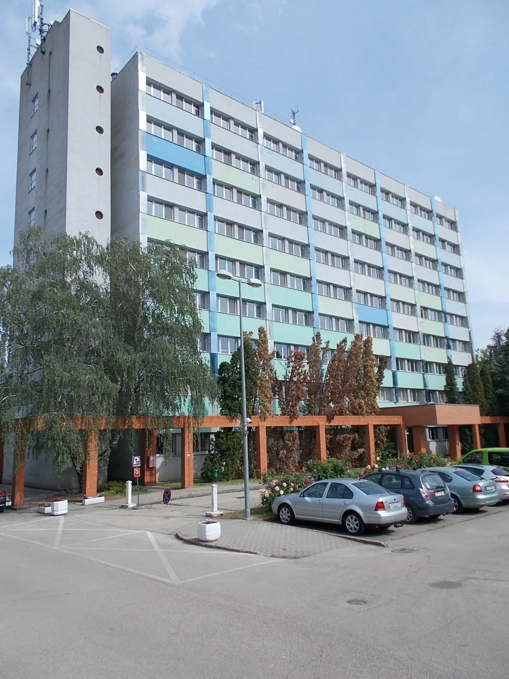 Hunguest Gyula, fost Hotel Erkel, vedere exterioară, 2022